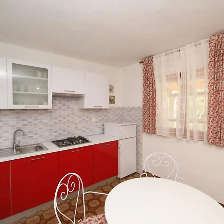 House Olive Tree Nyaraló Tkon